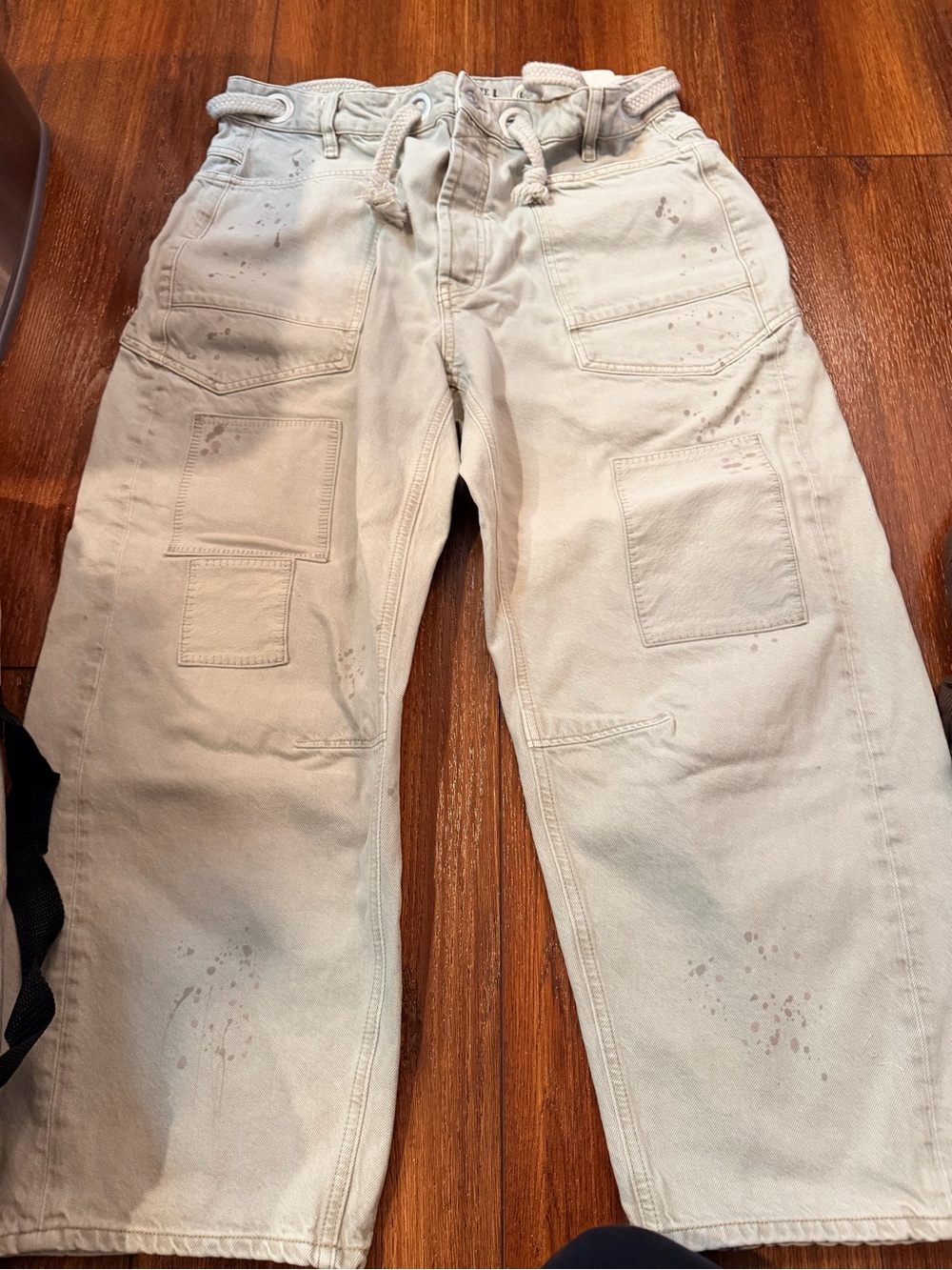We The Free light grey Wide-Leg Utility Jeans splatter